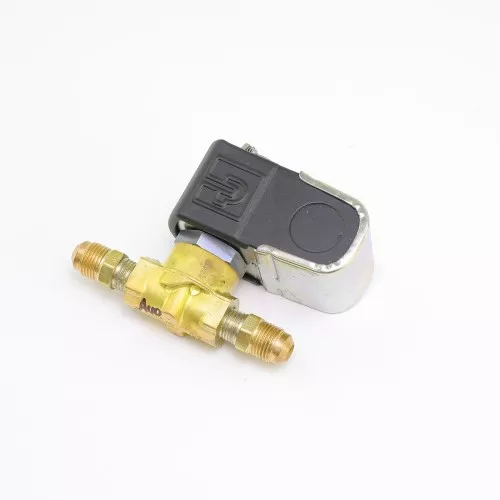 Carrier EF11BZ122 Solenoid Valve, 3/8", 24V