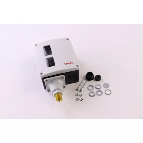 Danfoss 017-520366 SPDT G3/8" Pressure Switch
