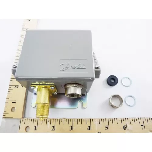 Danfoss 060-310066 KPS035 3/8" Pressure Stat