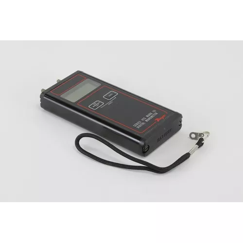Dwyer 475-2-FM Handheld Digital Manometer, Intrinsically Safe, 0-40" w.c.