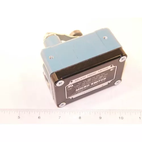 Honeywell Sensing and Control OP-AR62 Enclosed Switch 15A 480V Side Rotary