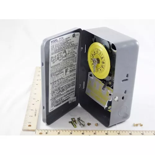 Intermatic T174 DPST 208-277V 40A 24-Hour Mechanical Time Switch W/SKP
