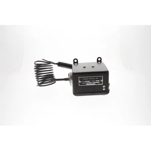 Johnson Controls A72AE-1 Temperature Control, 120-240 VAC, Two Pole, Outdoor