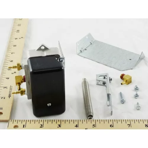 Johnson Controls D-9502-8 Pneumatic Damper Actuator Positioner for D-3153 Series