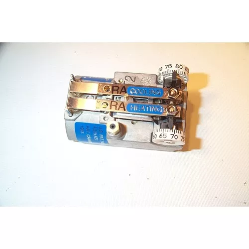 Johnson Controls T-4054-2 Energy Manager Heating-Cooling Thermostat, Reverse Acting