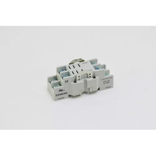Siemens 3TX7144-1E6 8-Pin Relay Socket with Screw Terminals