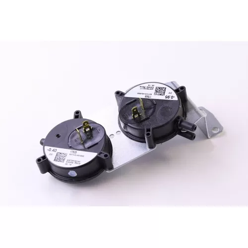 York S1-024-34561-000 .95/.4"WC Dual Pressure Switch